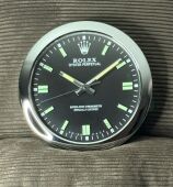   Rolex Oyster Perpetual  697